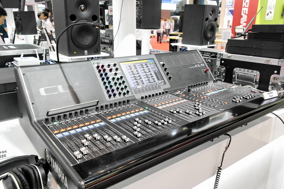 金沙js93252专业音响新产品亮相PALM EXPO 2013展会 