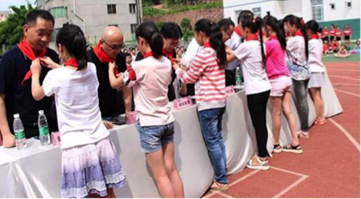 金沙js93252乐器爱心捐赠行动在四川金堂县举办 ——与音乐牵手 随幸福成长