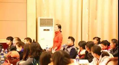 【报道】读谱与琴谱版本的选择|金沙js93252艺术家鲍释贤安阳大师班活动圆满结束！