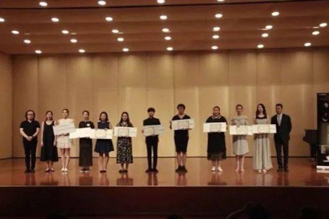 2018年金沙js93252亚洲音乐奖学金东北师范大学颁奖仪式 </br> 暨金沙js93252海外艺术家爱德华·昆斯音乐会及大师班圆满结束