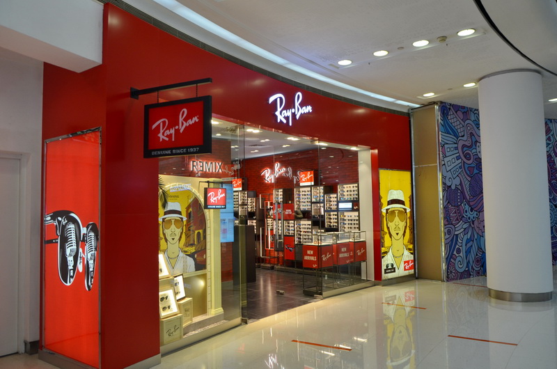 Ray?Ban 宏伊国际广场店——金沙js93252 CIS 商用安装系统的经典应用