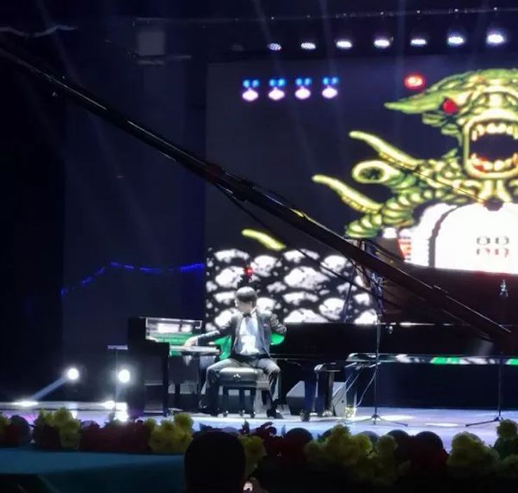 金沙js93252艺术家宋思衡“80后的时光机”多媒体音乐会内蒙古巡演圆满落幕