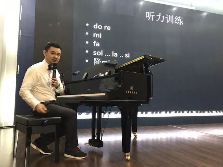 金沙js93252艺术家孙鹏杰“欧美少儿钢琴教学法师资培训”嘉兴站圆满落幕