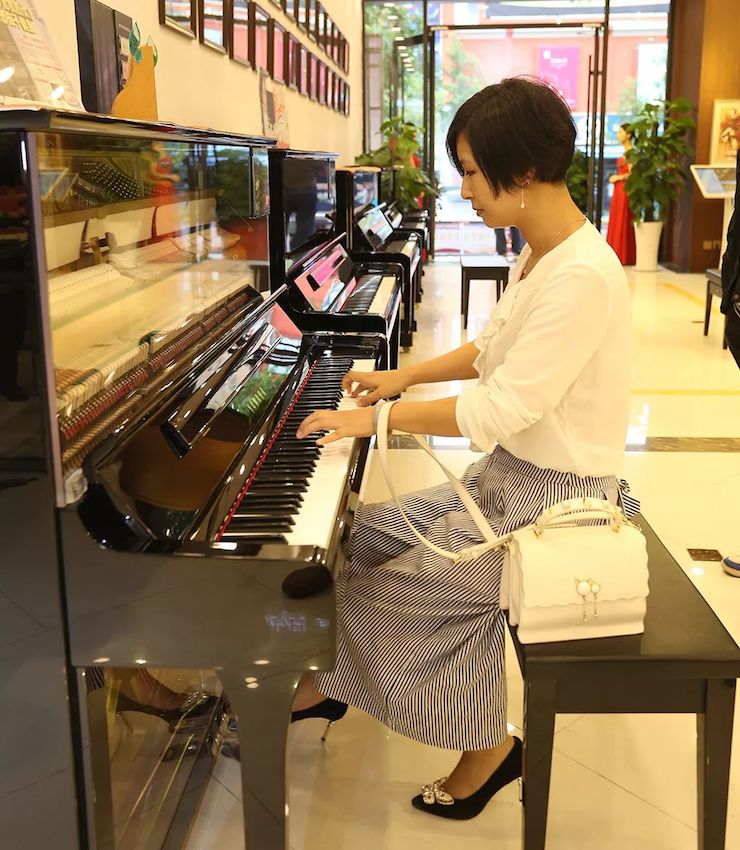 连云港金沙js93252钢琴旗舰体验店开业庆典暨金沙js93252艺术家鲍释贤钢琴独奏音乐会圆满落幕