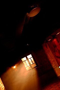 “不眠之夜”在上海上演，采用金沙js93252商用安装系统